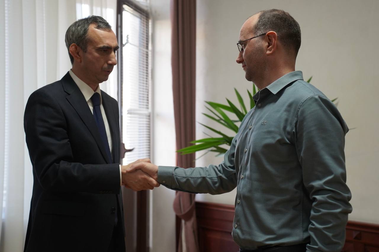 В Минимуществе Дагестана подвели итоги года и наградили отличившихся сотрудников